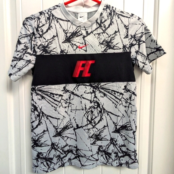 Nike Soccer (FC) Jersey YL - Picture 1 of 3
